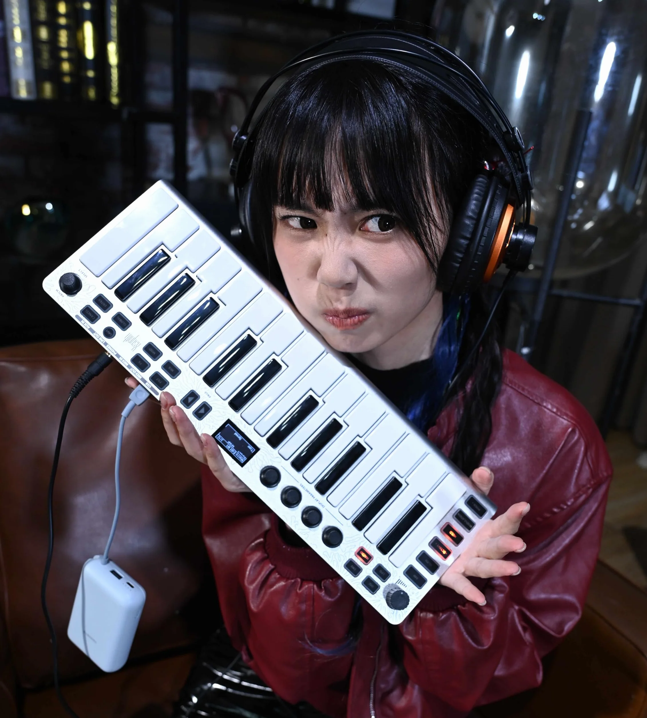 ESI Xsynth Synthétiseur portable clavier maître MIDI interface audio