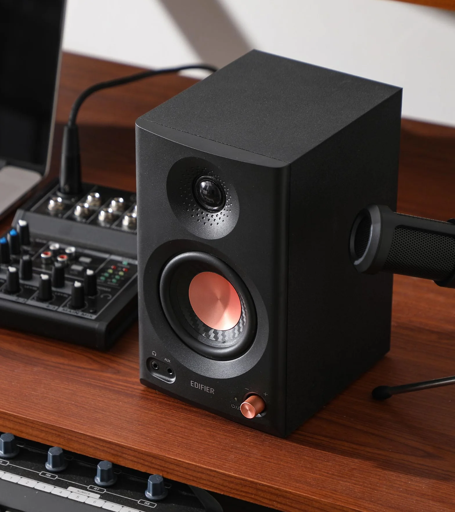 Edifier MR3 Haut Parleurs de Studio Compacts 2.0, Hi-Res Audio, Bluetooth V5.4, Noir
