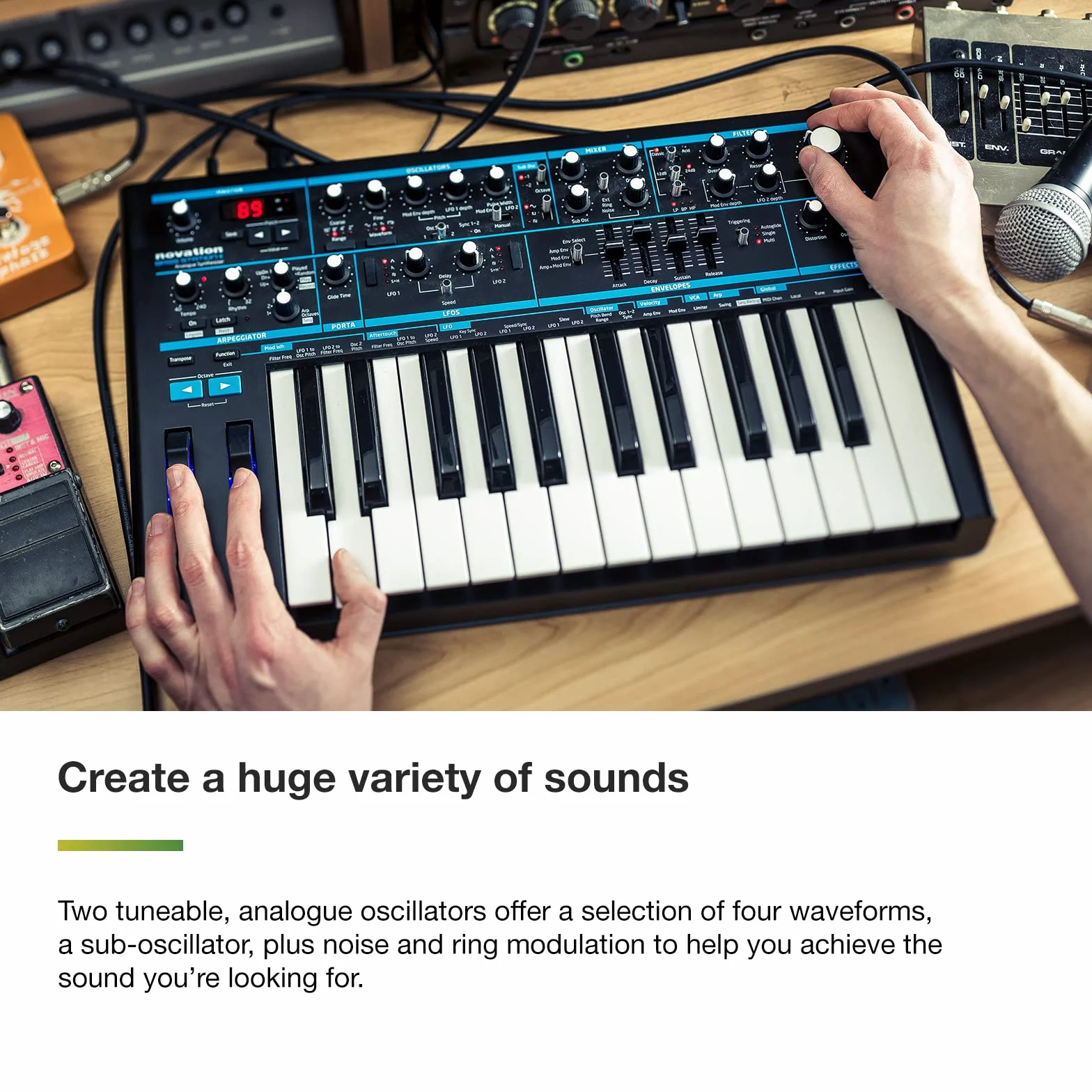 Novation Bass Station II synthétiseur monodique analogique avec arpégiateur et séquenceur