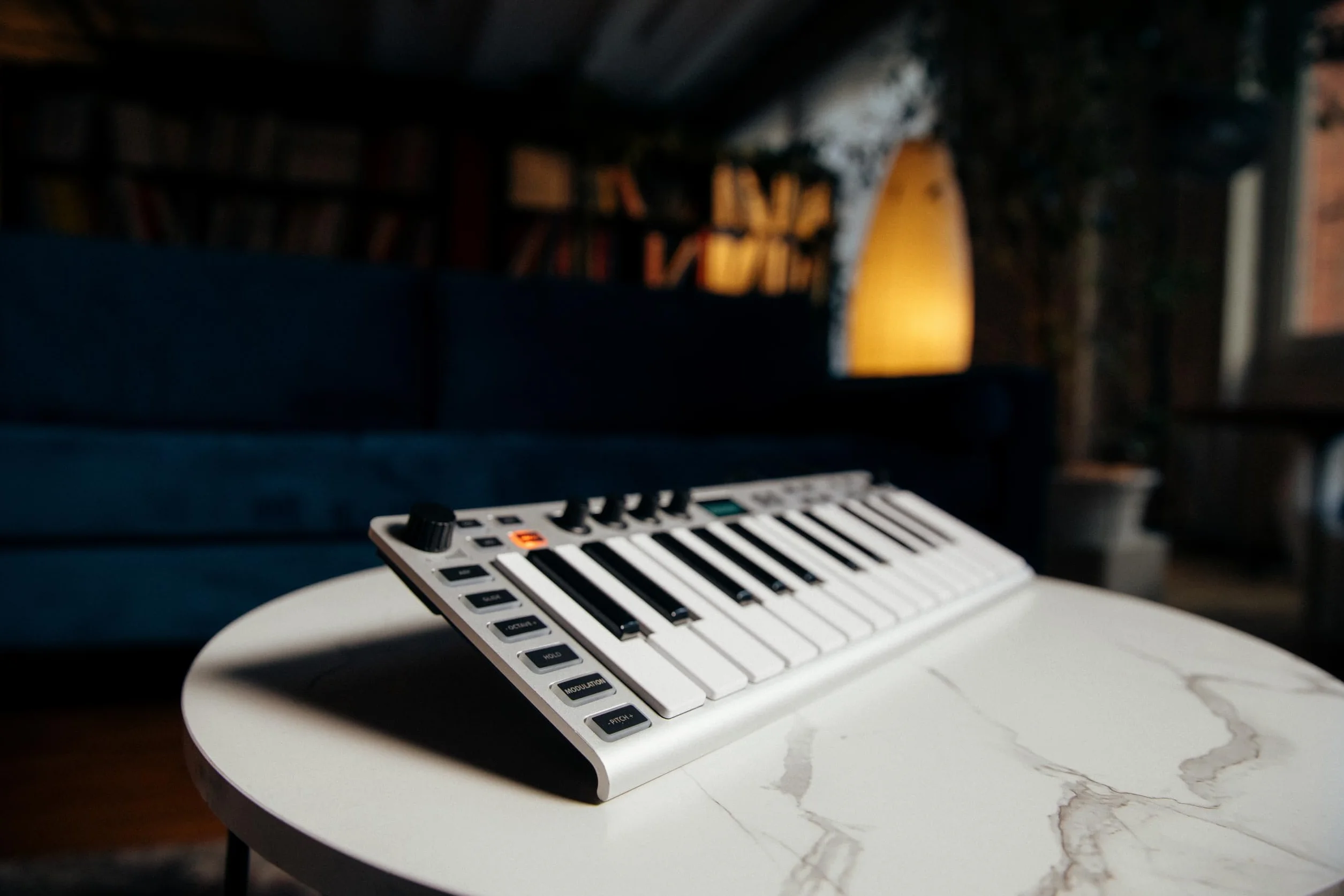 ESI Xsynth Synthétiseur portable clavier maître MIDI interface audio