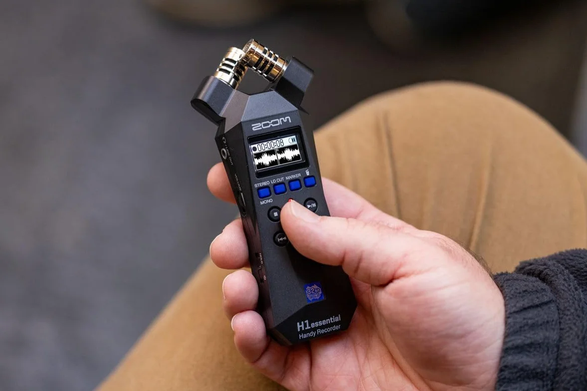 Zoom H1essential Enregistreur Portable 2 Pistes 32 Bits Dictaphone Micro Stéréo X/Y Interface Audio USB