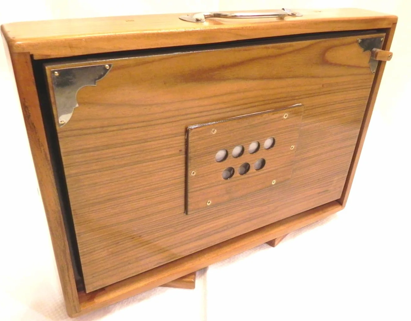 Boîte Shruti en bois de pin et laiton 38,1 x 25,4 x 7,62 cm accordé à 440 Hz pour yoga kirtan