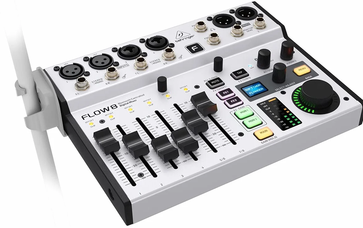 Behringer Flow 8