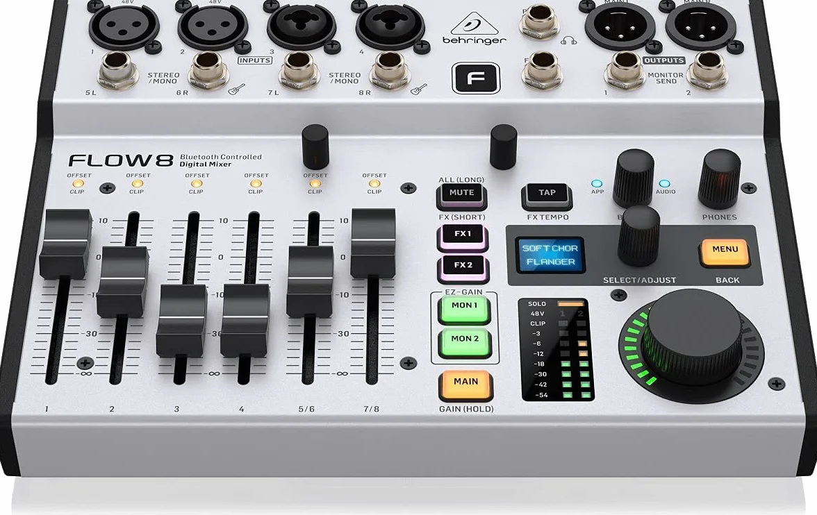 Behringer Flow 8