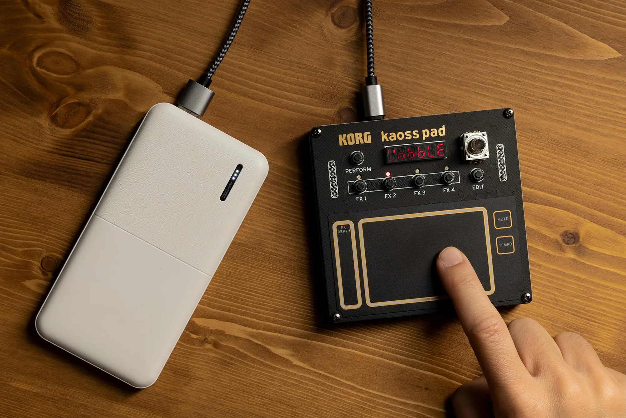 Korg Nu:Tekt NTS-3 KAOSS Pad DIY Kit - Synthétiseur d'Effets Programmable