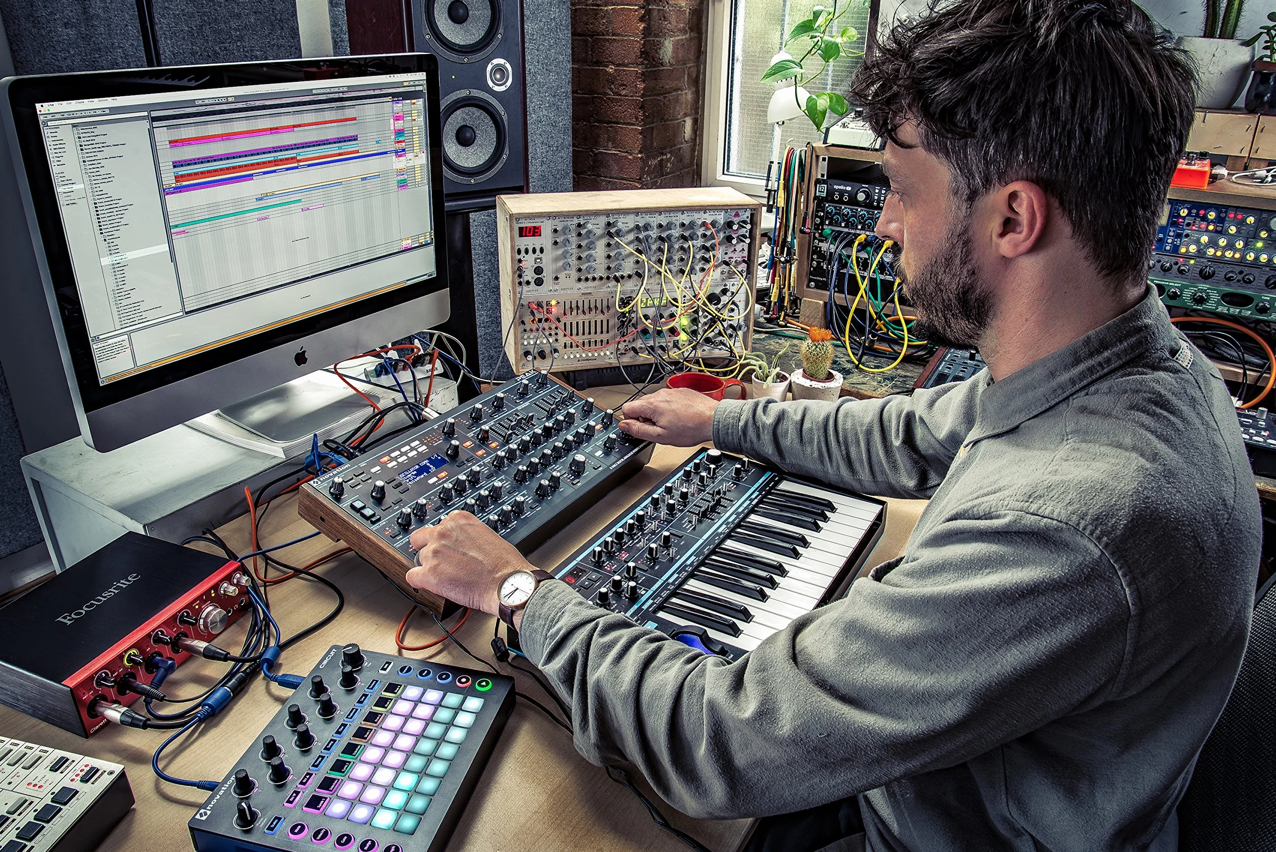 Novation Peak Synthétiseur polyphonique 8 voix desktop