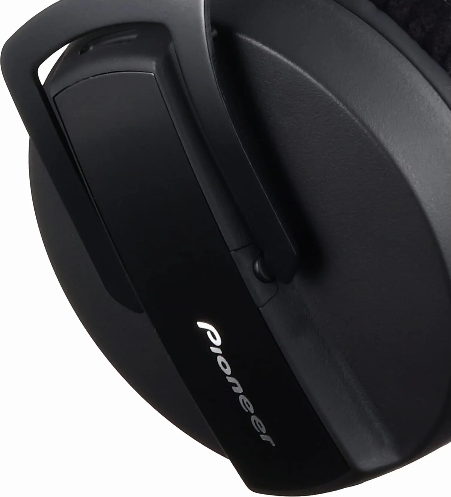 Pioneer DJ HRM-7 professional studio monitor headphones