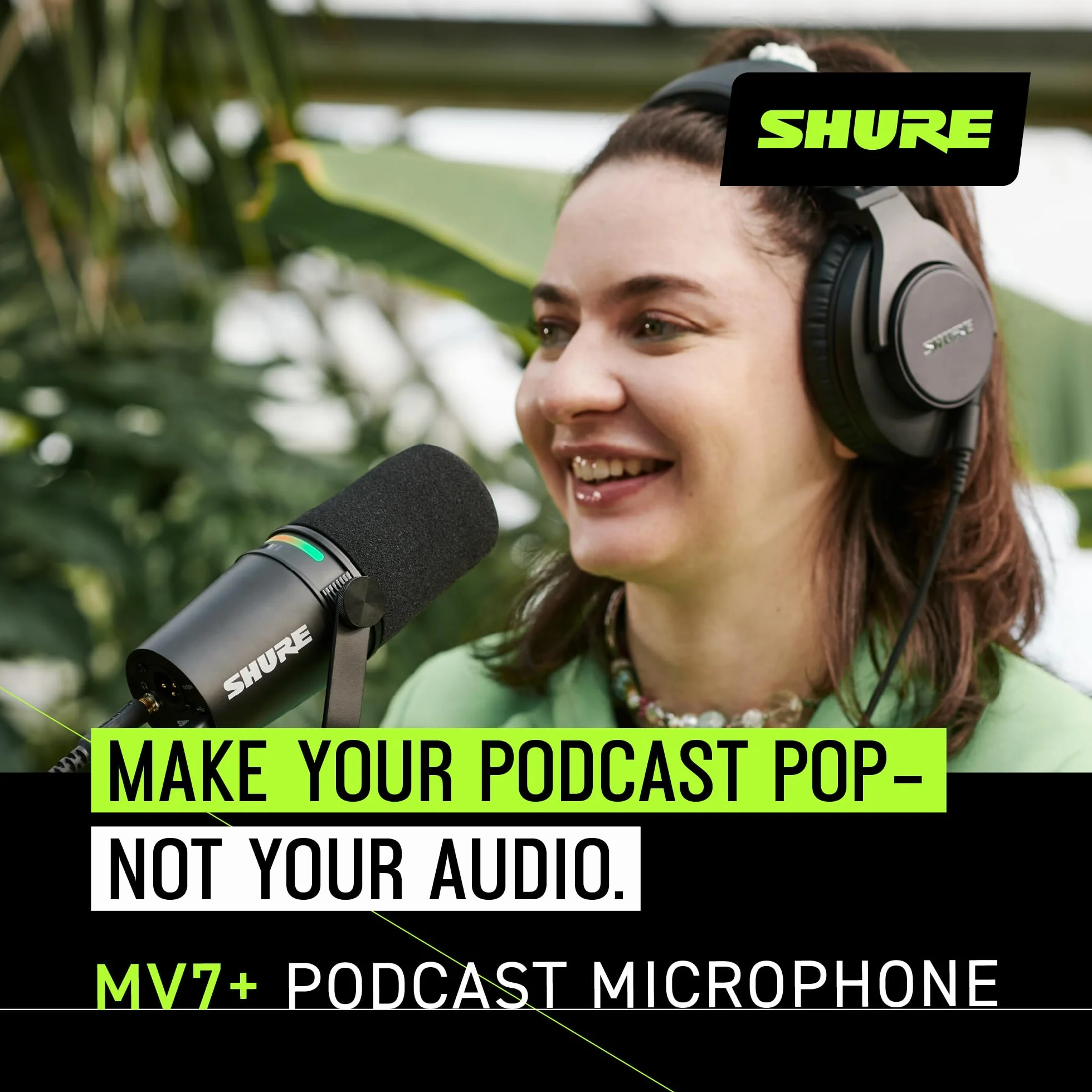 Shure MV7+ Microphone Podcast Audio LED USB-C XLR Auto Level Noir