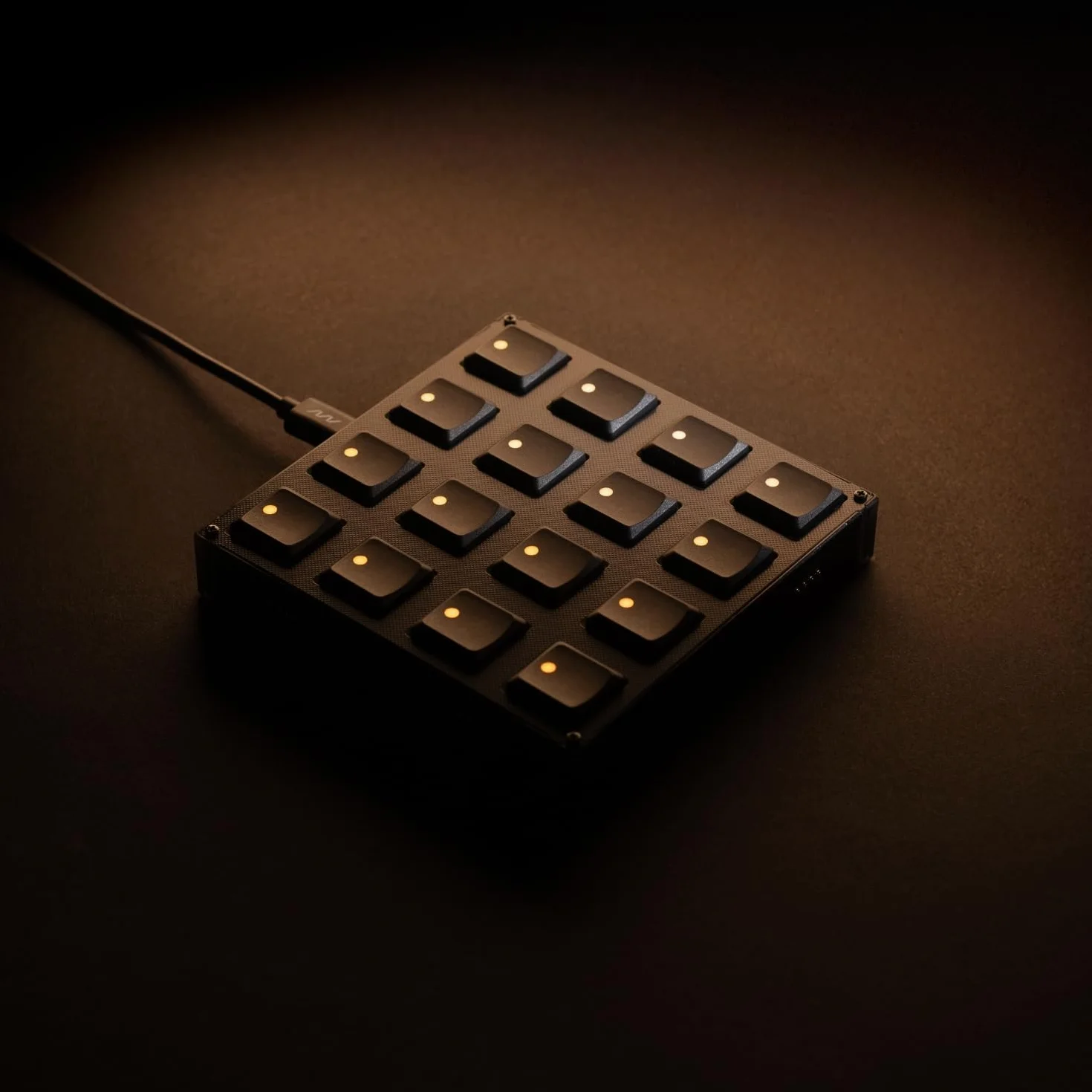 Studio BU16 Grid Series 3 Contrôleur DAW