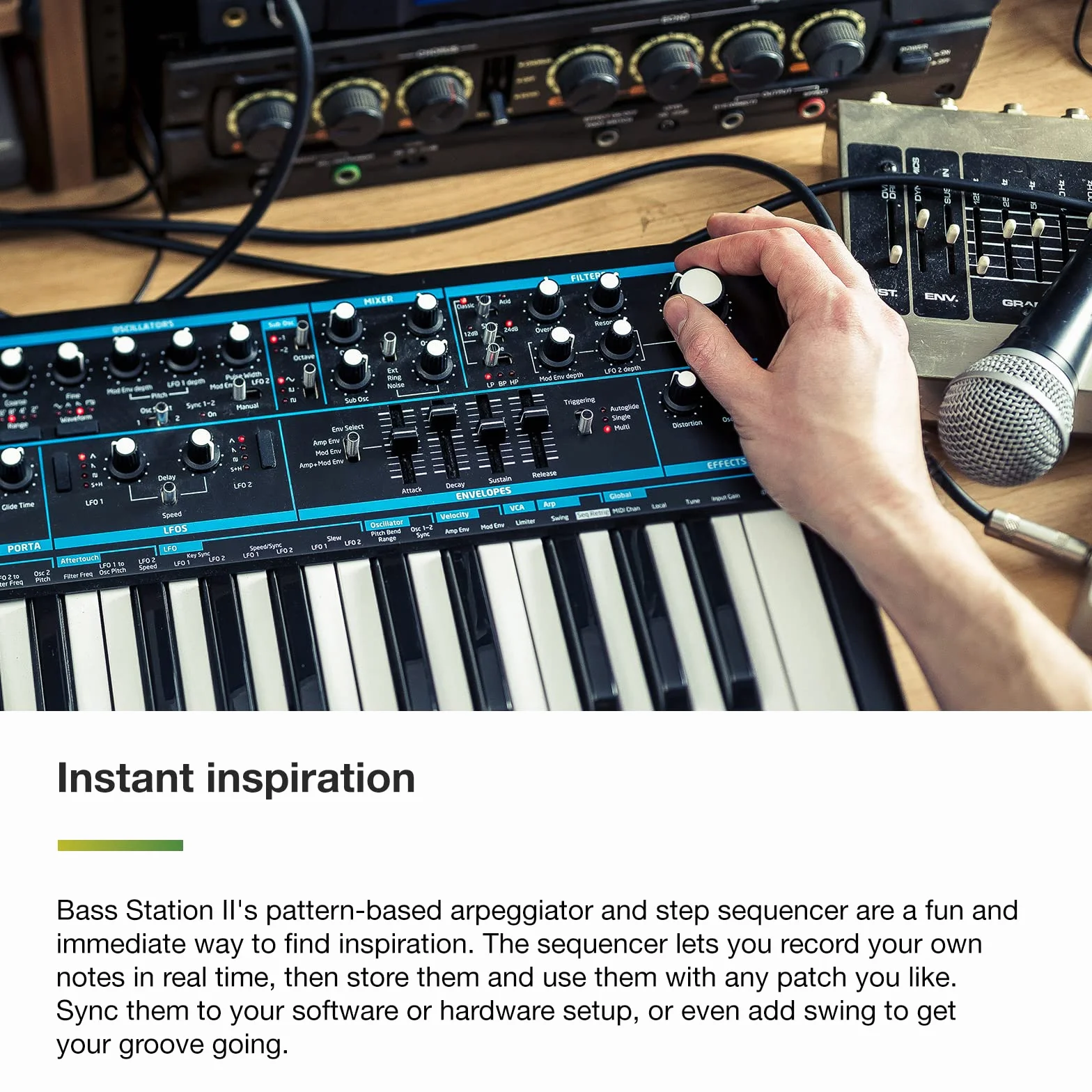 Novation Bass Station II synthétiseur monodique analogique avec arpégiateur et séquenceur