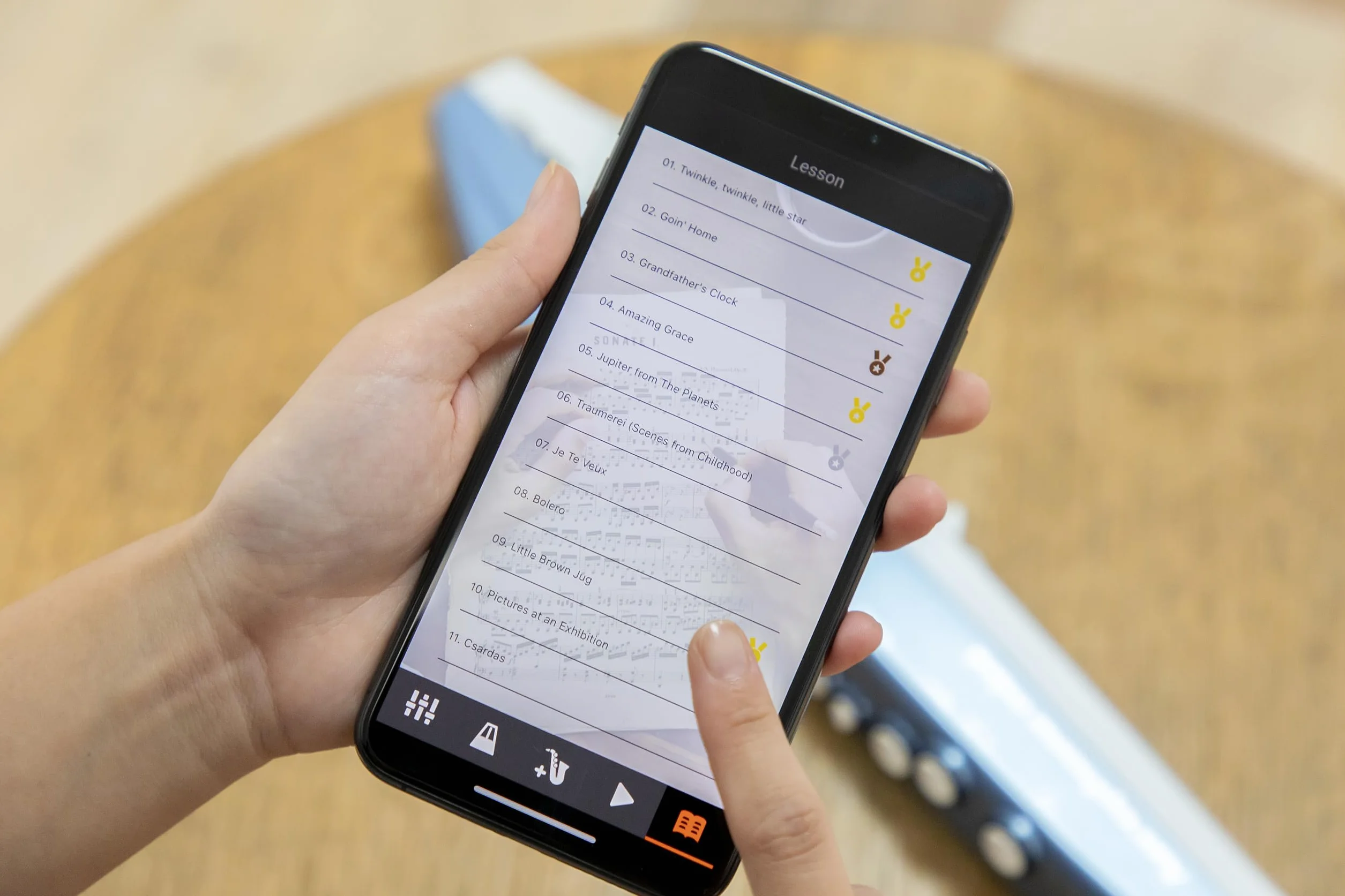 Roland AE-01 Aerophone mini Instrument à vent numérique compact 6 sons Haut-parleur intégré Bluetooth